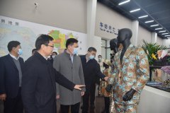市、區(qū)領(lǐng)導(dǎo)一行蒞臨公司調(diào)研指導(dǎo)
